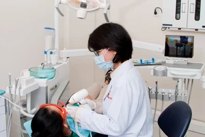 Ưu đãi Giờ vàng: giảm 1.000.000 VND cho gói tẩy trắng răng Victoria Healthcare