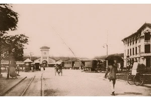 Thư ảnh gửi em gái Cali: Sao em không về xem metro?