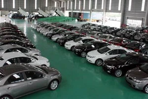 Làm gì để nhiều người Việt có ôtô?