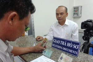 Bắt đầu đổi bằng lái xe tại năm bưu cục 