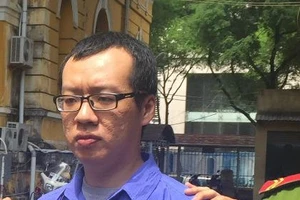 Người nước ngoài vì 5 triệu đồng, ngồi tù 3 năm