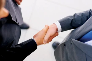 Sự khác nhau về cách bắt tay giữa các nước