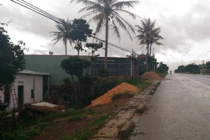 Mâu thuẫn ở quán karaoke, thanh niên rút súng bắn người