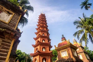 Chùa Trấn Quốc lọt top ngôi chùa đẹp nhất thế giới