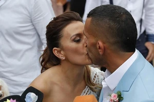 Đám cưới linh đình của ngôi sao Carlos Tevez