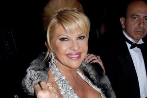 Vợ cũ ông Trump: 'Tôi mới là đệ nhất phu nhân'