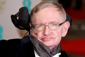 Stephen Hawking cảnh báo các mối đe dọa nhân loại