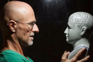 Đã sẵn sàng để ghép đầu người đầu tiên trên thế giới