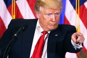 Ông Trump chỉ trích báo đài Mỹ liên tiếp đưa tin sai