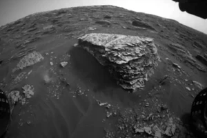 Phát hiện vật thể lạ chuyển động trên sao Hỏa