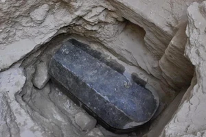 Phát hiện quan tài cổ đại bí ẩn ở Ai Cập