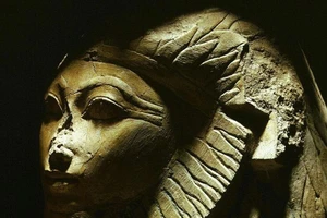 Tìm thấy thêm tượng nhân sư cổ ở Ai Cập