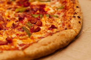 Người đàn ông ăn pizza mỗi ngày trong 37 năm