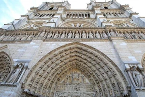 Cháy Nhà thờ Đức Bà Paris: Cách bước ra khỏi nỗi đau