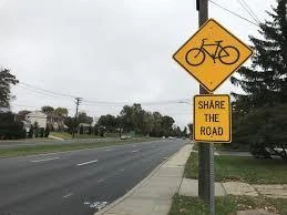 Bị bắt vì 'bứng' trộm 26 biển báo giao thông