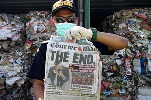 Quyết không thành bãi rác, Indonesia trả 210 tấn rác về Úc