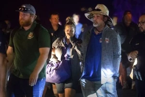 Xả súng kinh hoàng tại ở bang Califonia, 19 người thương vong