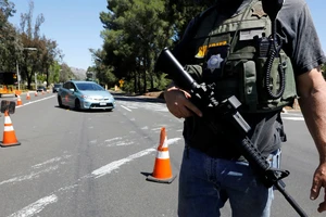 Bạo lực gia đình dẫn đến thảm sát ở California