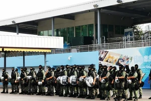 Hong Kong điều biệt đội phi hổ đối phó biểu tình