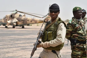 Tấn công khủng bố trại quân sự Nigeria, 70 binh sĩ thiệt mạng