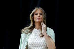 Giải mã khuôn mặt lạnh băng của đệ nhất phu nhân Melania