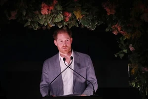 Hoàng tử Harry phát biểu tại một tổ chức từ thiện ngày 19-1. Ảnh: TWITTER