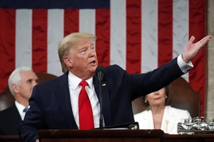 Tổng thống Mỹ Donald Trump phát biểu Thông điệp liên bang trước toàn thể lưỡng viện tại tòa nhà Quốc hội. Ảnh: AP