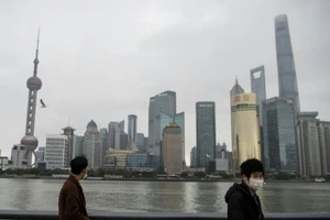 Thành phố Thượng Hải yên tĩnh lạ thường giữa "bão" virus Corona. Ảnh: AFP