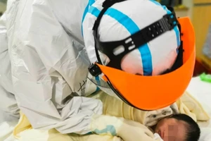 Trẻ em có nguy cơ nhiễm COVID-19 như người lớn