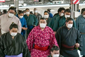 Nhật Bản quyết định cách ly 2 tuần đối với du khách đến từ Hàn Quốc. Ảnh: EAST BAY TIMES