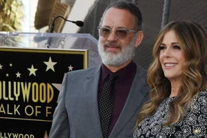 Vợ chồng tài tử Tom Hanks đều đã nhiễm COVID-19. Ảnh: AFP