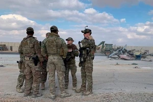 Lính Mỹ tại một căn cứ quân sự ở tỉnh Al Anbar, Iraq. Ảnh: AP