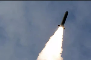 Mỹ tố Triều Tiên lách luật mua hàng cho chương trình hạt nhân