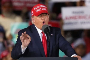 Phe ông Trump đâm đơn kiện kết quả bầu cử tại nhiều bang