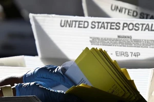 Toàn bộ phiếu bầu ở bang Georgia sẽ được kiểm lại bằng tay