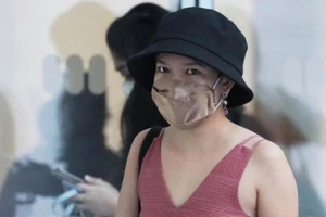 Một người Việt bị phạt 3.000 USD vì tụ tập ở Singapore