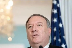 Ngoại trưởng Pompeo cách ly vì tiếp xúc ca nhiễm COVID-19