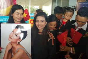 Bà con Ê Đê ở buôn làng đến sân bay đón H'Hen Niê