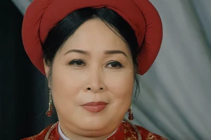 NSND Hồng Vân ra tay tàn độc trong trailer ‘Phượng Khấu’