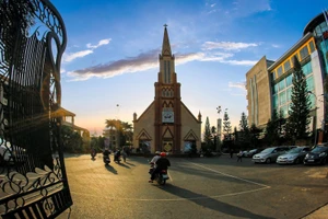 Đồng Nai: Giáo phận Xuân Lộc tạm ngưng Thánh lễ cộng đồng