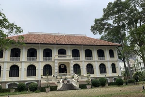 Từ hôm nay Sài Gòn tiếp tục ngưng Thánh lễ cộng đồng 