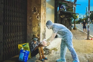 Chuyên gia đề xuất TP.HCM cần có trạm cứu tế, trạm trú ẩn… cho người nghèo 
