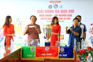 Đà Nẵng: Hơn 300 'sứ giả thông tin' so tài trên sân bóng