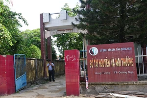 Quảng Ngãi: Không có chỗ làm việc, hàng trăm hồ sơ đất dồn ứ