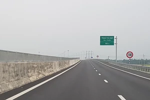 Cao tốc Đà Nẵng-Quảng Ngãi vẫn chưa thông xe đúng hẹn