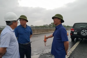 Thứ trưởng Bộ GTVT trả lời về cao tốc Đà Nẵng-Quảng Ngãi 