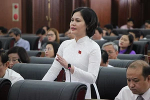 Đại biểu Đà Nẵng băn khoăn về dịch vụ cầm đồ
