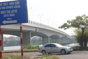 Đà Nẵng dừng đặt tên đường Alexandre de Rhodes vô thời hạn