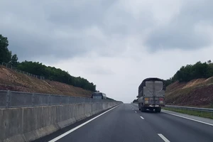 Thu phí toàn tuyến cao tốc Đà Nẵng - Quảng Ngãi từ 1-1-2020