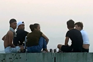 Đà Nẵng tạm giữ 10 xe máy vì tụ tập đông người